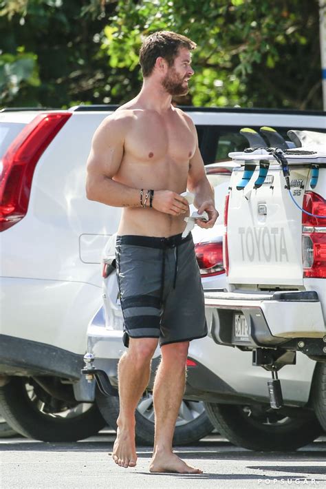 WOW! Chris Hemsworth Naked [UNCENSORED PICS!]